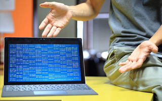 大悟 mongo排序sort,php如何按顺序排列数组？